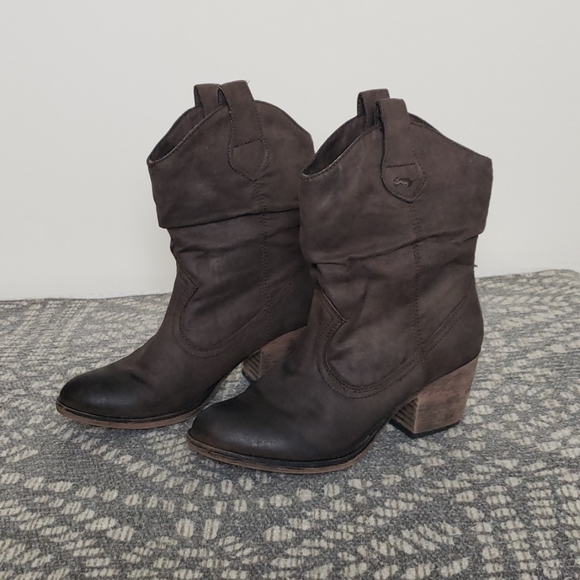 rocket dog sheriff boots